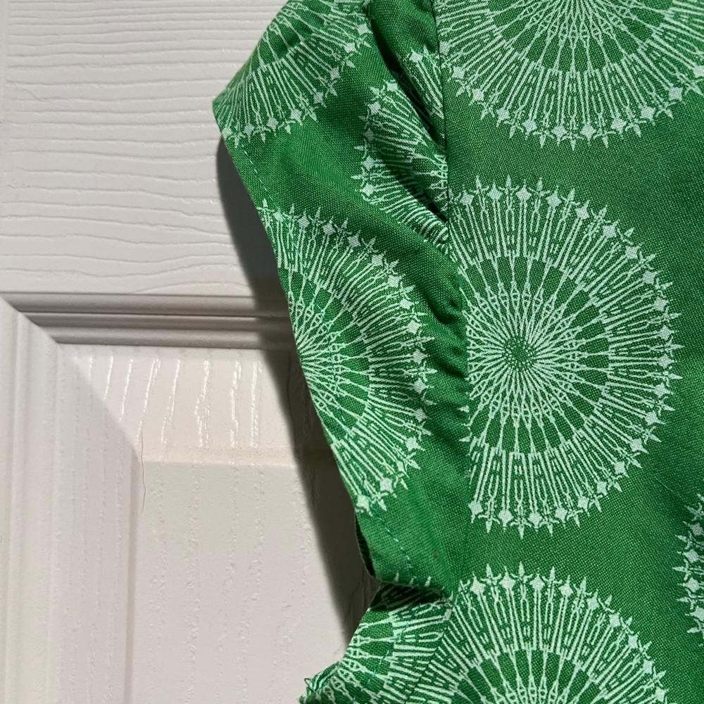 Shabby Apple Women’s Green Peplum Top Size 6 - Picture 6 of 11